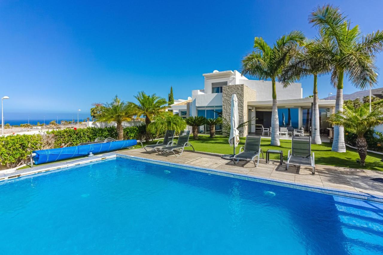 Eleonora, Luxury With Heated Pool Ocean View In Adeje, Tenerife Villa